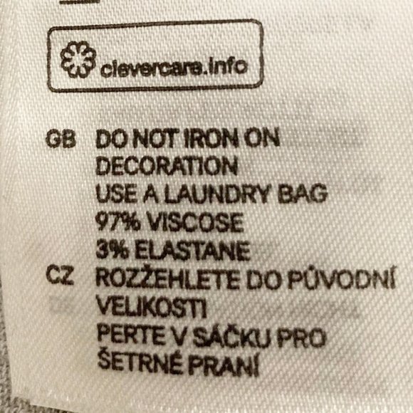 H&M XS Crewneck Tassel Detail Short Sleeve T-Shirt Top - Picture 6 of 7